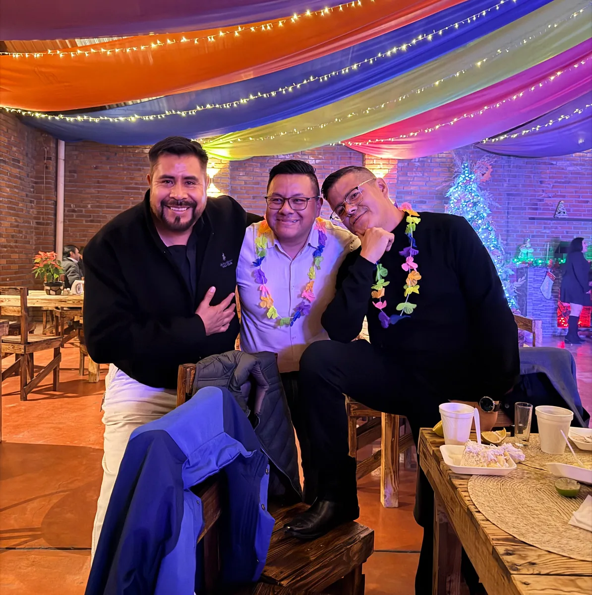 Montaje para invitados en el salón de eventos Sabor Raíz
